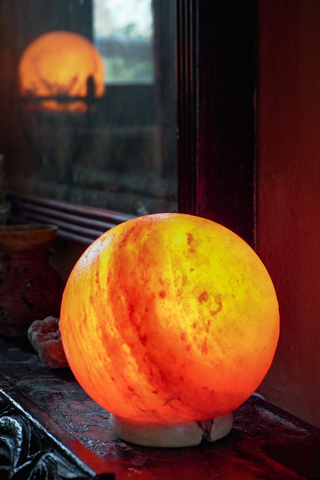 Himalalyan Crystal Salt Lamp- Globe